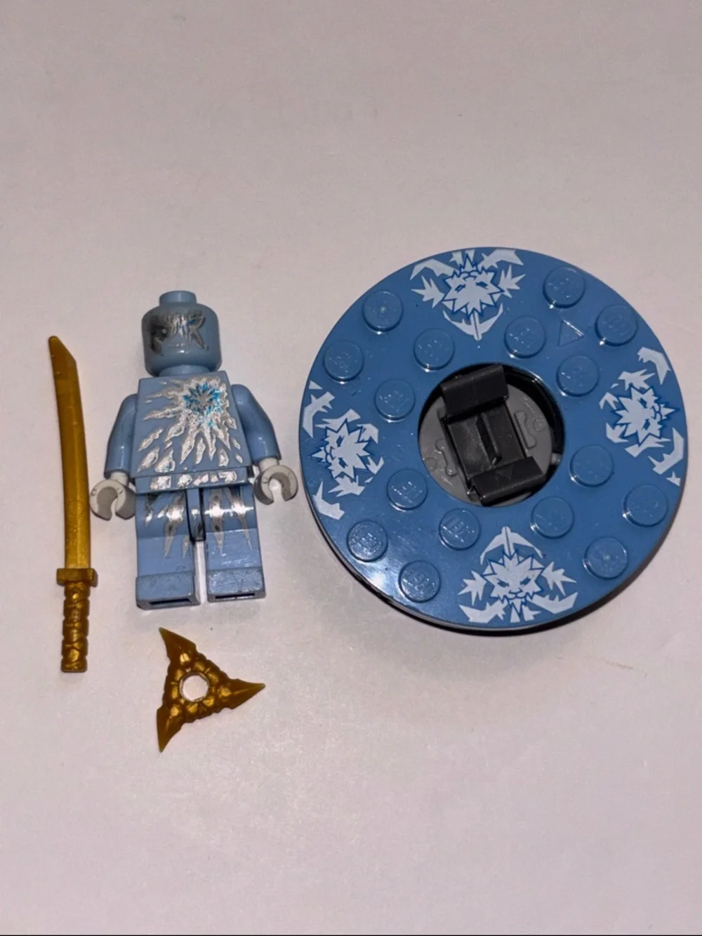 LEGO Ninjago NRG Zane w Weapons Spinner Njo0069 9590 Ice Warrior Minifigure